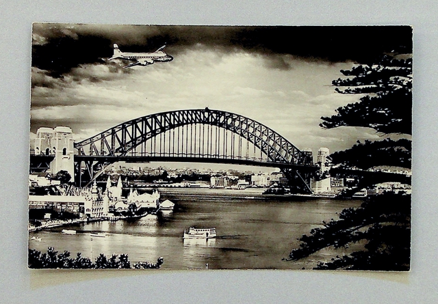 Postcard: Pan American Airways, Sydney Harbour Bridge