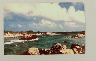 Image: postcard: Wake Island, ship