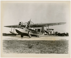 Image: photograph: Pan American Airways System, Sikorsky S-43, International Pan American Airport