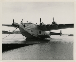 Image: photograph: Pan American Airways System, Boeing 314 Dixie Clipper