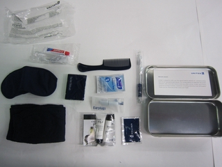 Image: amenity kit: United Airlines, Global First and BusinessFirst class, Cleveland
