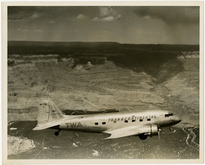 Image: photograph: Transcontinental & Western Air (TWA), Douglas DC-3