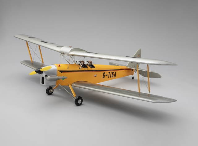 Flying model airplane: de Havilland Tiger Moth