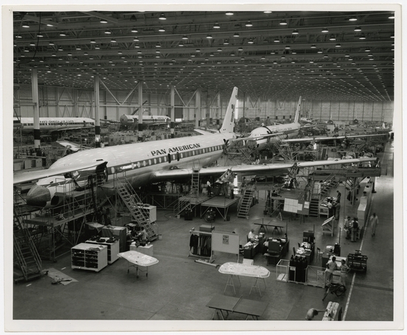 Photograph: Pan American World Airways, Douglas DC-8