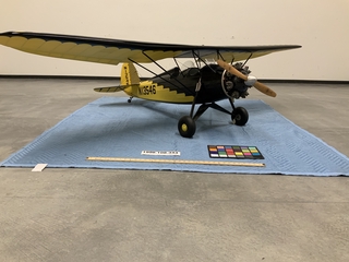 Image: flying model airplane: Davis (Walter) D-1