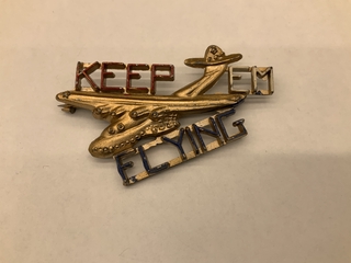 Image: pin: “Keep ‘em flying,” Clipper