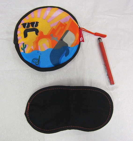 Image: amenity kit: Virgin America, first class, Los Cabos