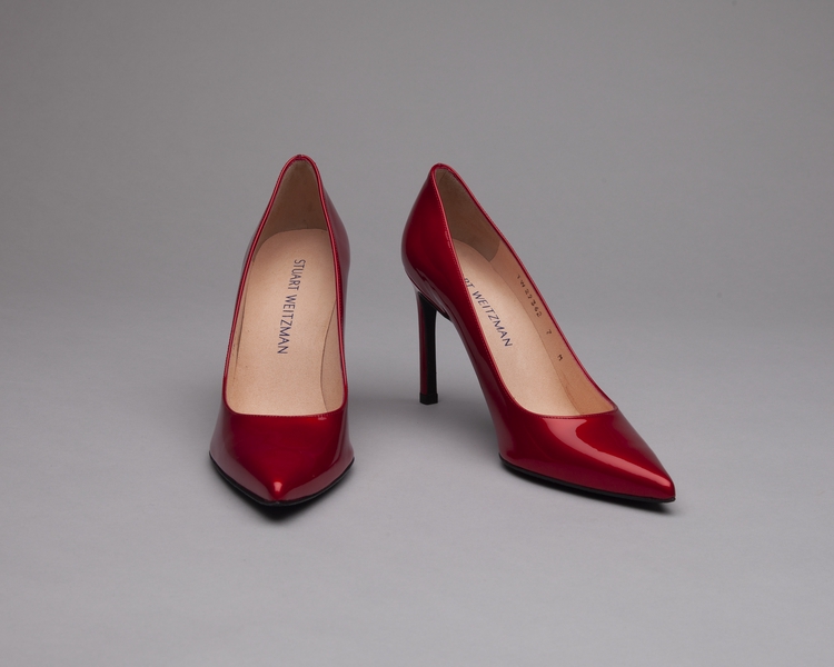Image: flight attendant shoes: Virgin America