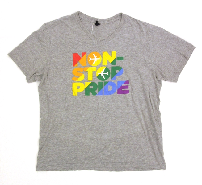 Image: employee t-shirt: Virgin America