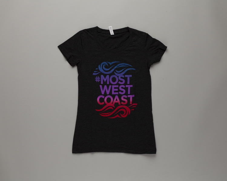 Image: employee t-shirt: Virgin America