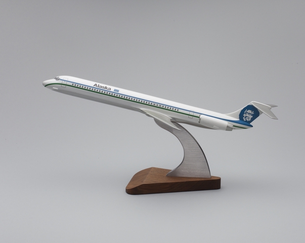 Model airplane: Alaska Airlines, McDonnell Douglas MD-88