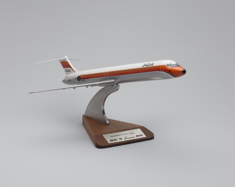 Image: model airplane: Pacific Southwest Airlines (PSA), Douglas DC-9 Super 80