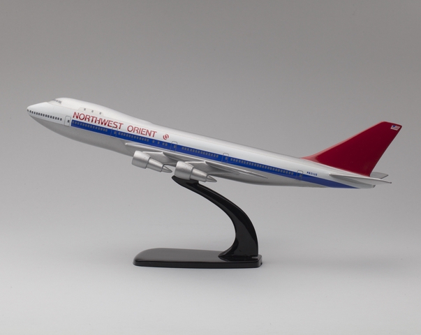 Model airplane: Northwest Orient, Boeing 747-100