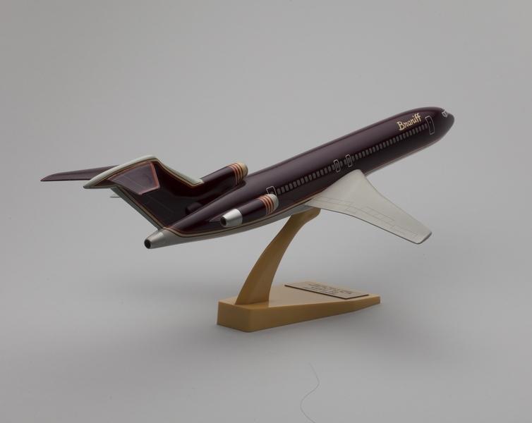 Image: model airplane: Braniff International, Boeing 727