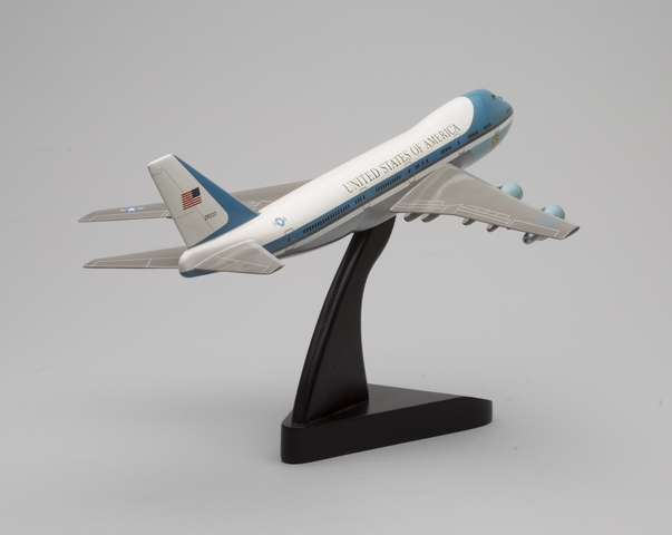 Images | model airplane: U.S. Air Force One, Boeing 747 | SFO Museum