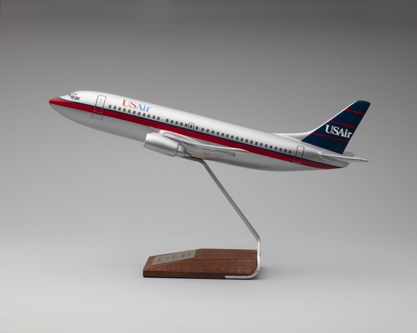 Model airplane: USAir, Boeing 737