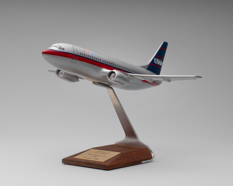 Image: model airplane: USAir, Boeing 737