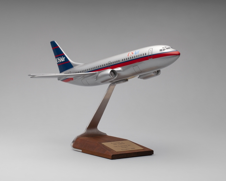 Image: model airplane: USAir, Boeing 737