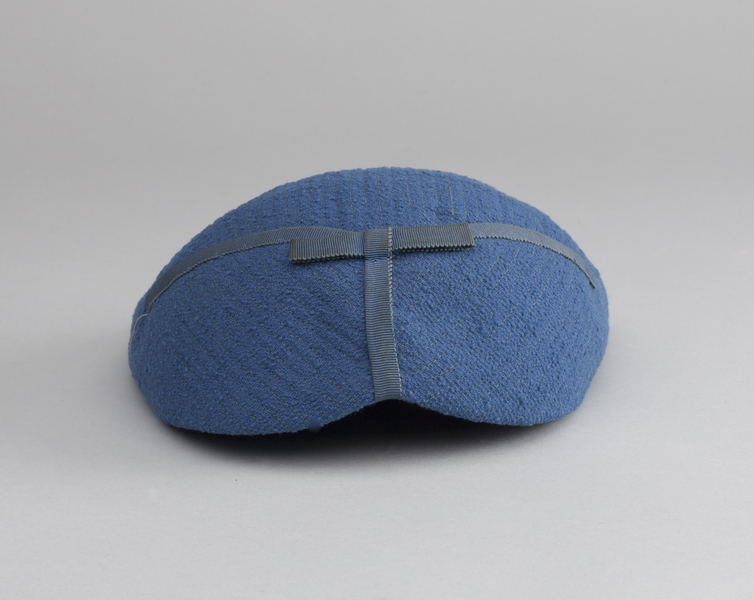 Image: stewardess hat: United Air Lines, winter