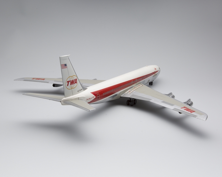 Image: model airplane: TWA (Trans World Airlines), Boeing 707-320B