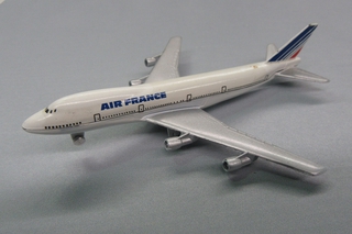 Image: miniature model airplane: Air France, Boeing 747