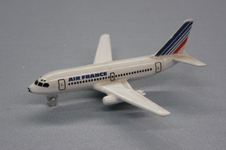 Image: miniature model airplane: Air France, Boeing 737