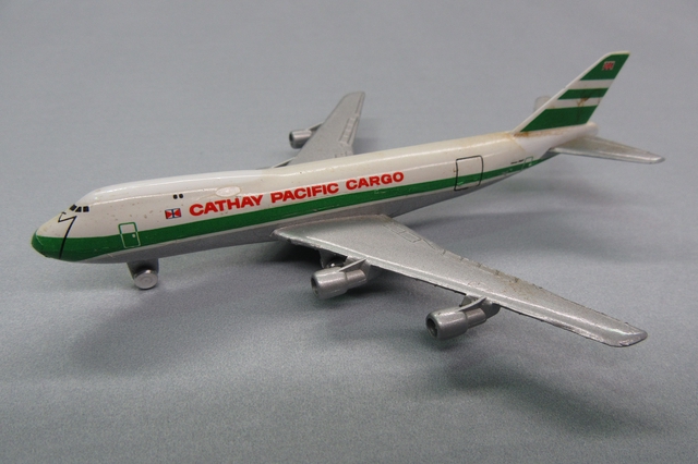 Miniature model airplane: Cathay Pacific Cargo, Boeing 747