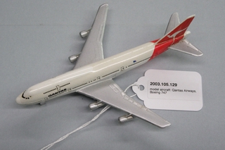 Image: miniature model airplane: Qantas Airways, Boeing 747