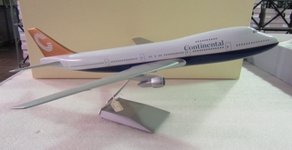 Image: model airplane: Continental Airlines, Boeing 747, proposed livery