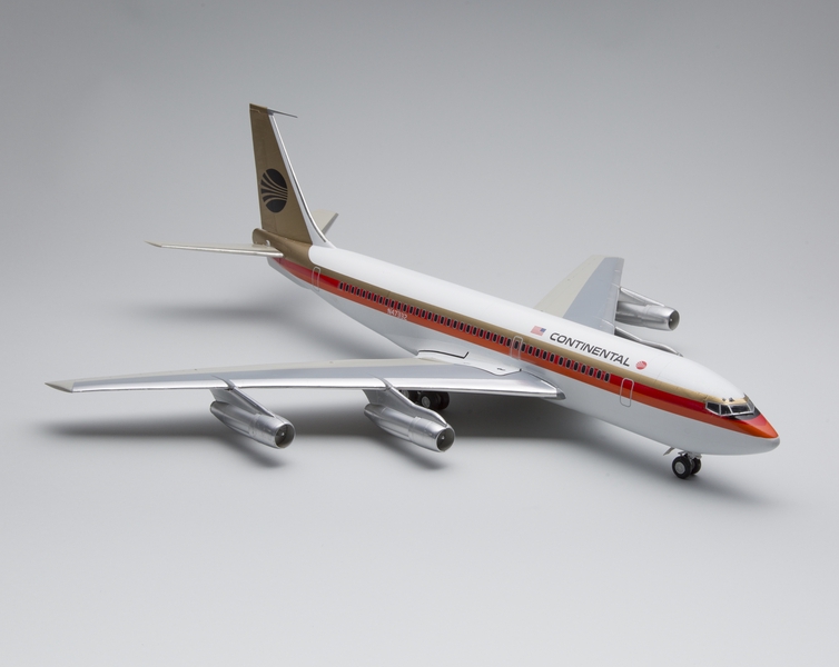 Image: model airplane: Continental Airlines, Boeing 720B