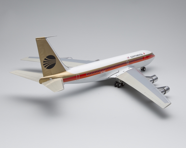 Image: model airplane: Continental Airlines, Boeing 720B