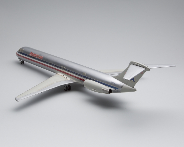 Image: model airplane: American Airlines, McDonnell Douglas MD-80