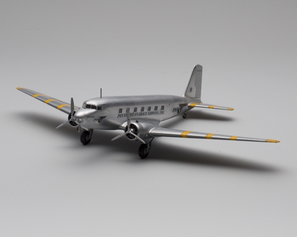 Model airplane: Pan American-Grace Airways, Douglas DC-2