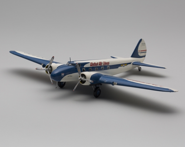 Model airplane: United Air Lines, Boeing 247D