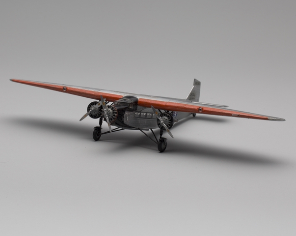 Model airplane: American Airways, Ford 5-AT Tri-Motor