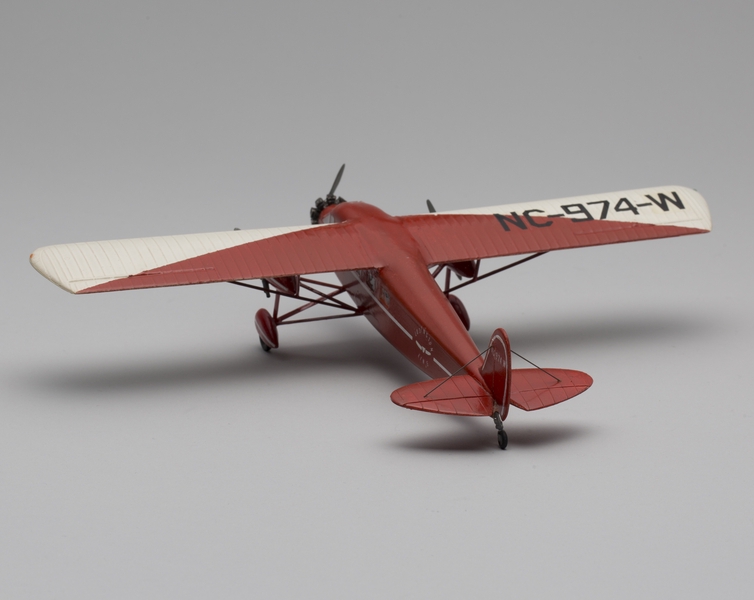 Image: model airplane: Ludington Air Lines, Stinson SM-6000B