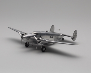Image: model airplane: Lockheed Model 14-N2 Super Electra