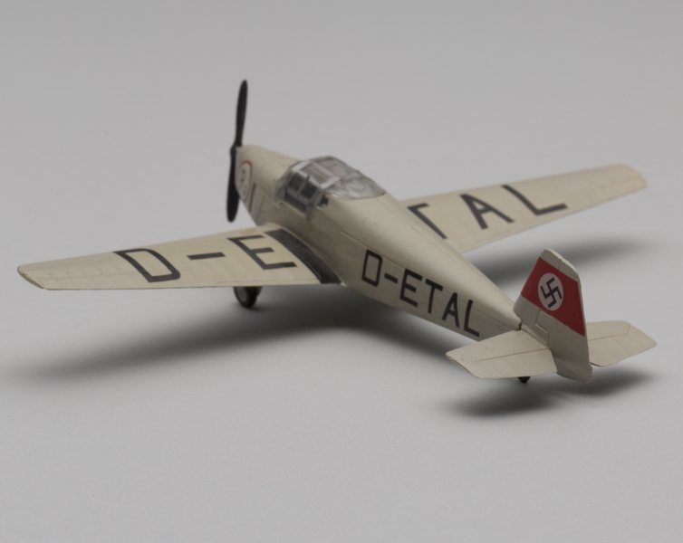 Image: model airplane: Bucker Bu 181 Bestmann