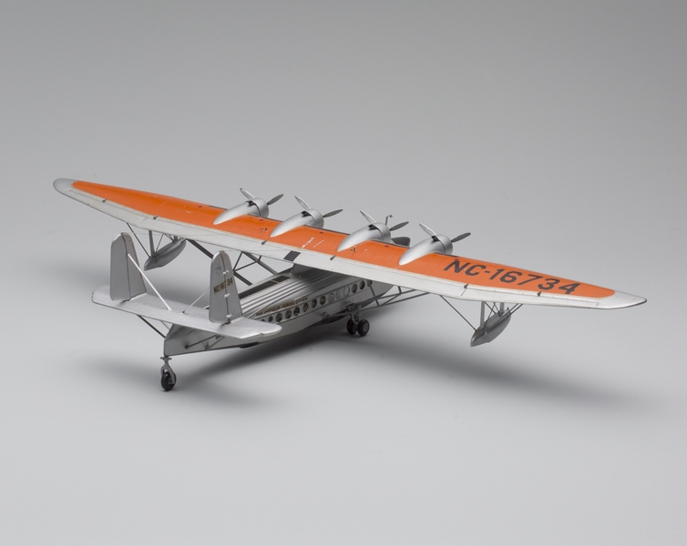 Image: model airplane: Pan American Airways System, Sikorsky S-42 Samoan Clipper