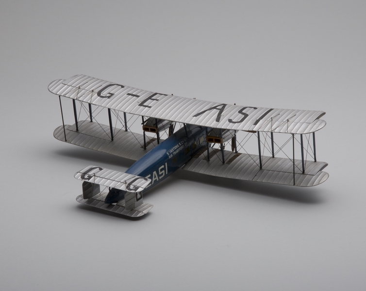 Image: model airplane: S. Instone & Company Limited, Vickers Vimy Commercial City of London