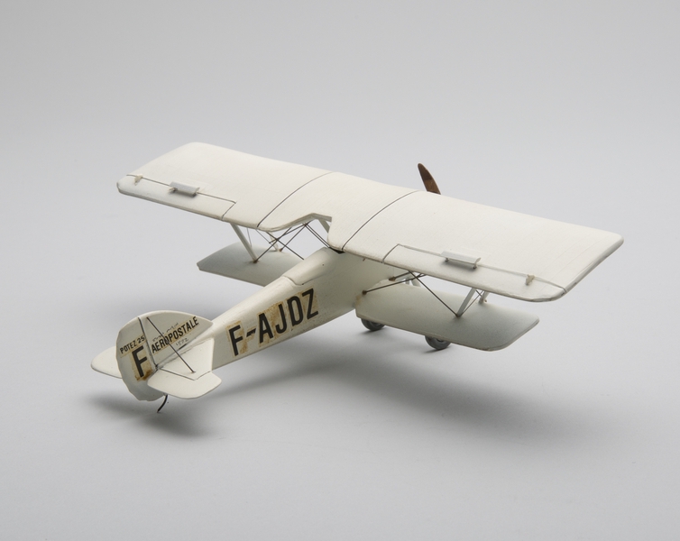 Image: model airplane: Aéropostale Potez 25
