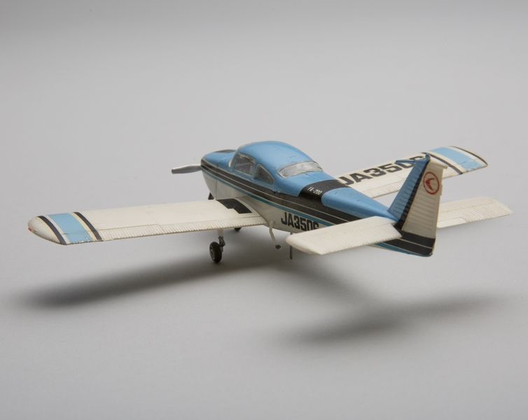 Image: model airplane: Fuji FA-200 Aero Subaru
