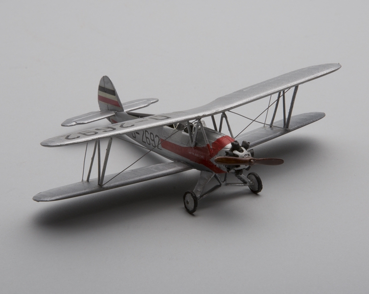 Image: model airplane: Focke-Wulf Fw-44 Stieglitz (Goldfinch)
