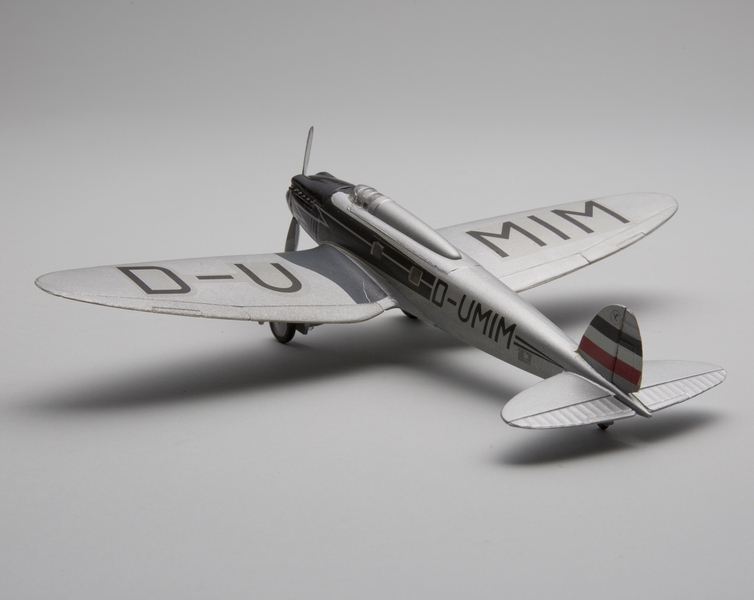 Image: model airplane: Deutsche Lufthansa, Heinkel He 70 G-1 Blitz