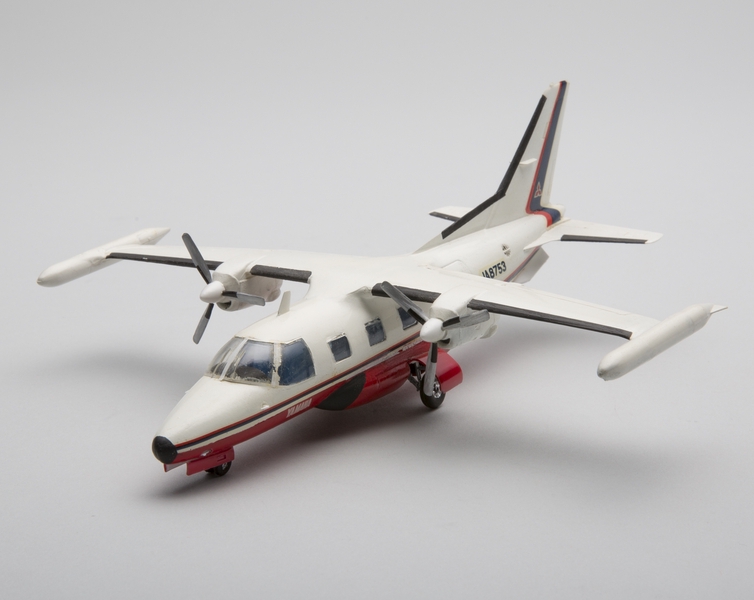 Image: model airplane: Mitsubishi MU-2