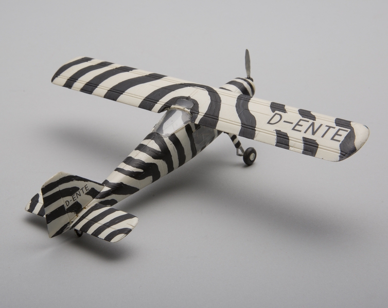 Image: model airplane: Dornier Do-27