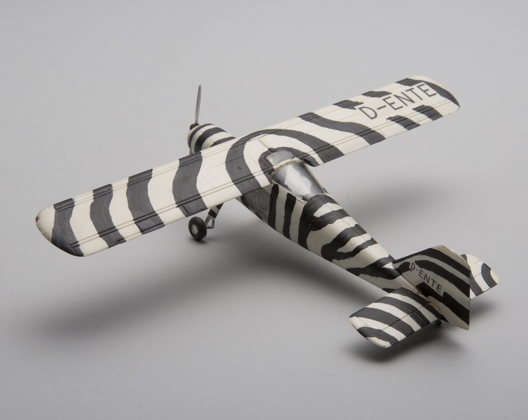 Image: model airplane: Dornier Do-27