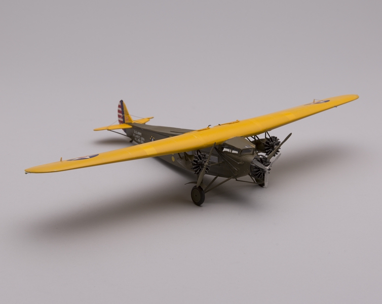 Image: model airplane: U.S. Army Air Corps, Fokker C-2A Question Mark