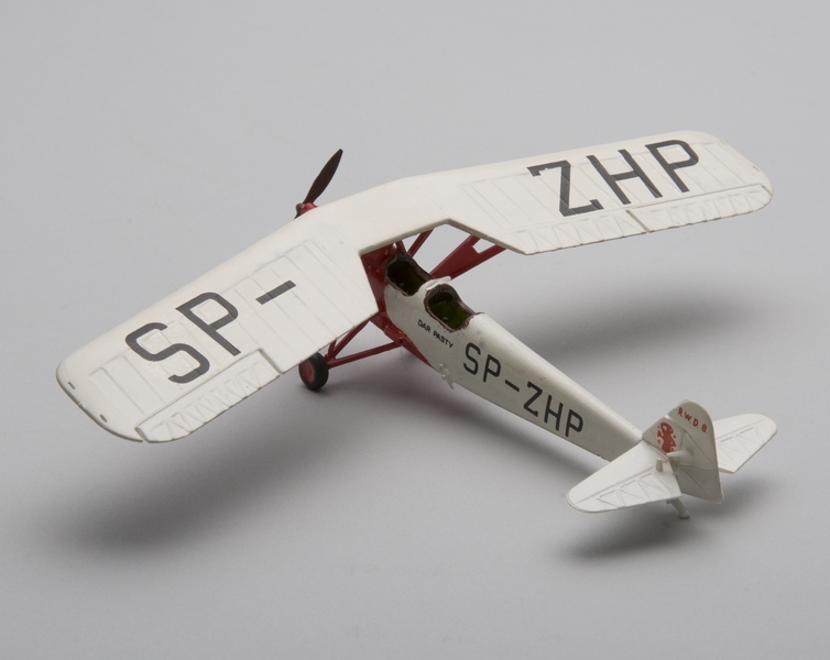 Image: model airplane: RWD 8 Dar Pasty
