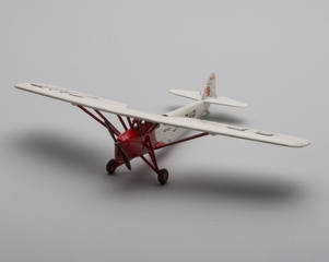 Image: model airplane: RWD 8 Dar Pasty